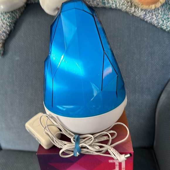 Quooz aroma diffuser. - Picture 2 of 6